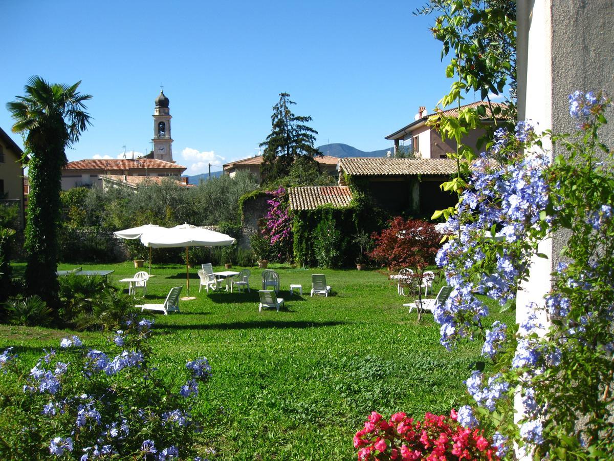 Hotel Belvedere Torri Del Benaco Exterior photo