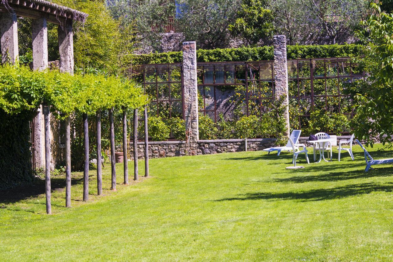 Hotel Belvedere Torri Del Benaco Exterior photo